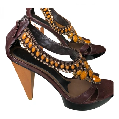 Pre-owned Lola Cruz Leather Sandals In Brown
