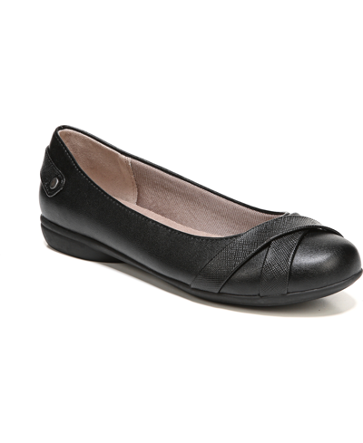 Lifestride Adalene Flats In Black Faux Leather