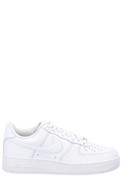 Nike Air Force 1 '07 Trainers In White
