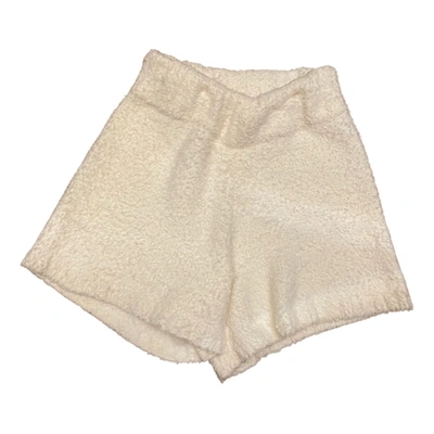 Pre-owned Skims Shorts In White