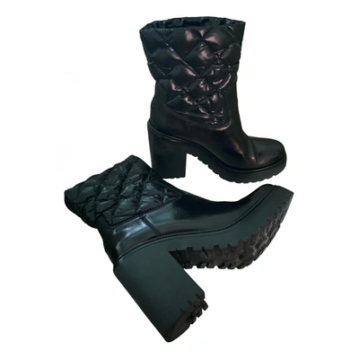 Pre-owned Moncler Faux Fur Ankle Boots In Black