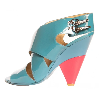 Pre-owned Chloé Patent Leather Sandals In Turquoise