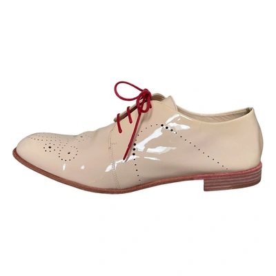 Pre-owned Fratelli Rossetti Patent Leather Lace Ups In Beige