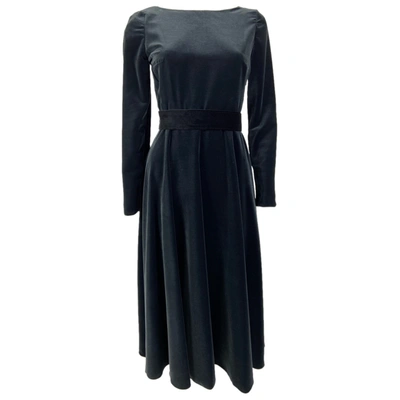 Pre-owned Max Mara Atelier Velvet Mid-length Dress In Black