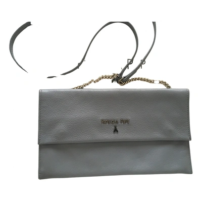 Pre-owned Patrizia Pepe Leather Handbag In Grey