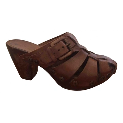 Pre-owned Moma Leather Mules & Clogs In Brown