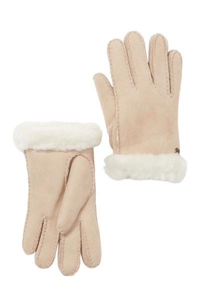 Ugg Genuine Dyed Shearling Slim Side Vent Gloves In Sand