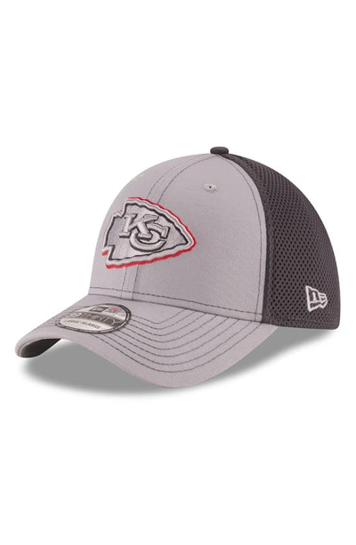 New Era Gray/graphite Kansas City Chiefs Grayed Out Neo 2 39thirty Flex Hat