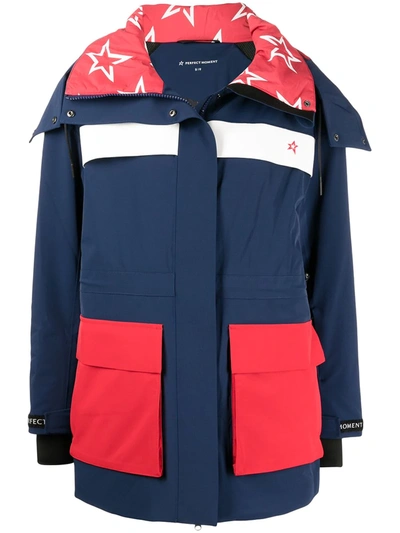 Perfect Moment Colour-blocked Ski Jacket In Blau