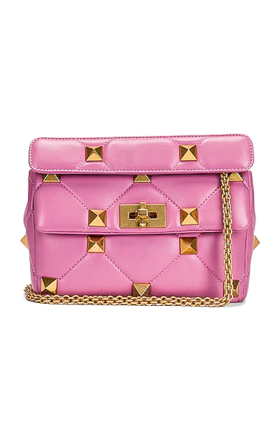 Valentino Garavani Large Roman Stud Leather Shoulder Bag In Pink
