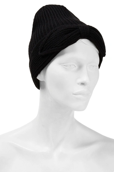 Kate Spade Bow-embellished Ribbed-knit Beanie In Black