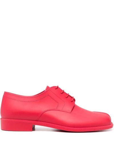 Maison Margiela Tabi Lace-up Shoes In Red