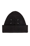 Maison Margiela Ribbed Beanie Hat In Black