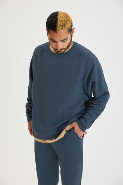 Girlfriend Collective Graphite 50/50 Relaxed Fit Sweatshirt In Gray