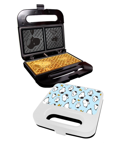 Uncanny Brands Peanuts Waffle Maker In White And Blue