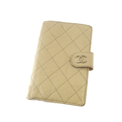 Pre-owned Chanel Cc Leather Long Wallet In Neutrals