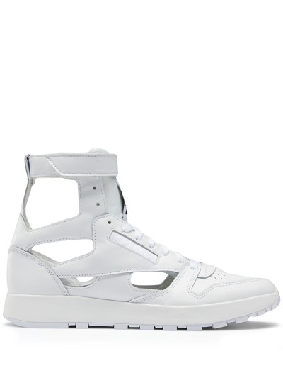 Maison Margiela Tabi-toe Lace-up High-top Sneakers In White
