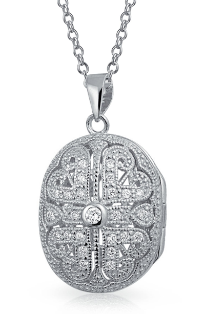 Bling Jewelry Vintage Oval Heart Pendant Necklace In Silver