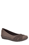 Easy Spirit Acasia Criss-cross Flat In Brown