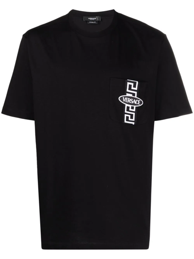 Versace Chest Logo-print T-shirt In Schwarz