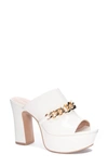 Chinese Laundry Ditzy Platform Sandal In Cream