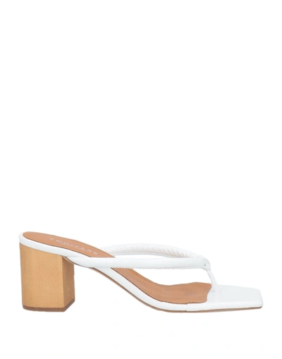 Eqüitare Toe Strap Sandals In White