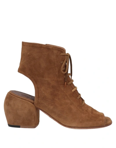 Shoto Ankle Boots In Camel