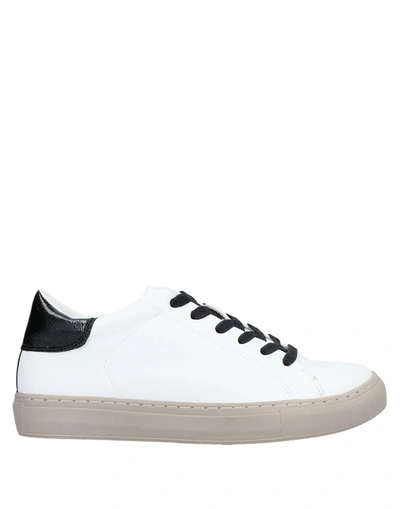 Francesco Milano Sneakers In White