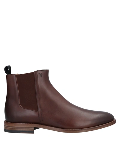 Tod's Ankle Boots In Brown