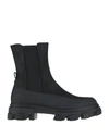 Only Chunky Sole Pull On Boots In Black In Black