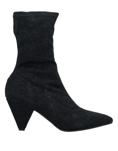 Nicole Bonnet Paris Ankle Boots In Black