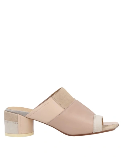 Mm6 Maison Margiela Toe Strap Sandals In Beige