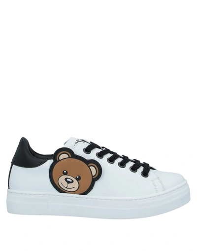 Moschino Teen Sneakers In White
