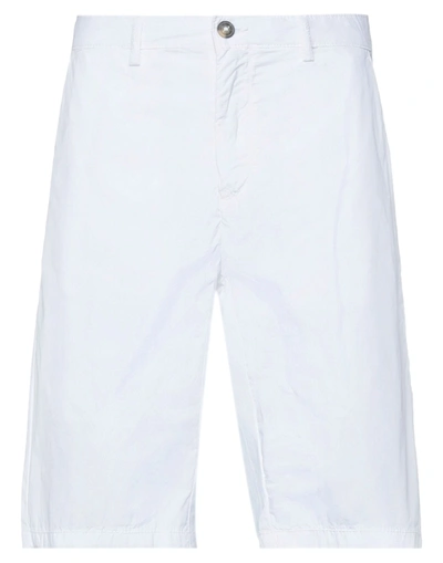 Liu •jo Man Man Shorts & Bermuda Shorts White Size 30 Cotton, Elastane