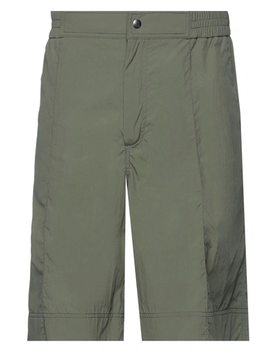 Valentino Garavani Man Shorts & Bermuda Shorts Military Green Size 30 Polyamide