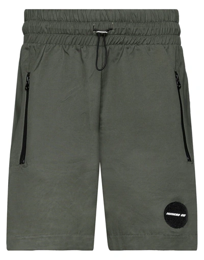 Numero 00 Man Shorts & Bermuda Shorts Military Green Size M Cotton, Polyester, Polyamide