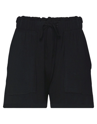 Pieces Woman Shorts & Bermuda Shorts Black Size S Viscose, Elastane