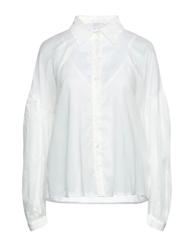 Kaos Shirts In White