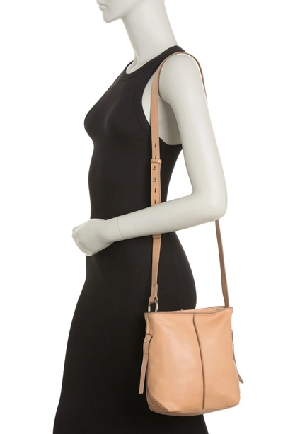 Lucky Brand Roze Crossbody Bag In Dusty Sand