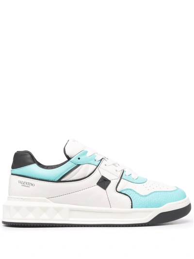 Valentino Garavani Valentino Roman Stud Leather Sneaker In White