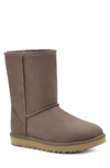 UGG CLASSIC SHORT LEATHER WATER RESISTANT BOOT