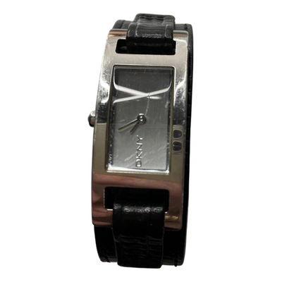 Pre-owned Dkny Silver Watch In Black