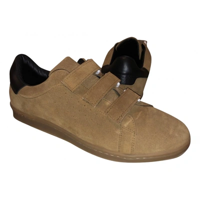 Pre-owned Sandro Low Trainers In Camel