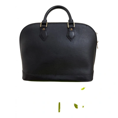 Pre-owned Louis Vuitton Alma Leather Handbag In Black