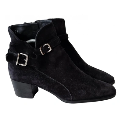 Pre-owned Tod's Ankle Boots In Black