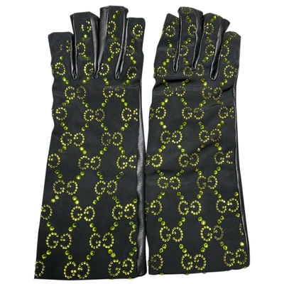 Pre-owned Gucci Leather Mittens In Green