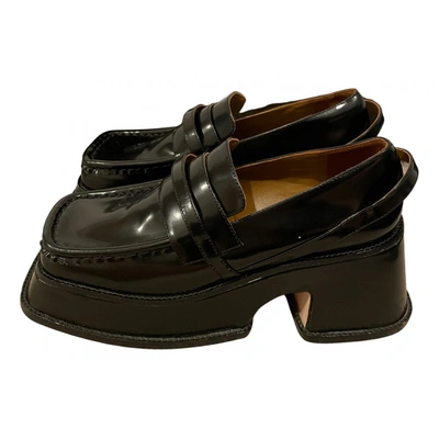 Pre-owned Shushu-tong Leather Flats In Black