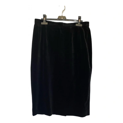 Pre-owned Guy Laroche Velvet Mid-length Skirt In Black