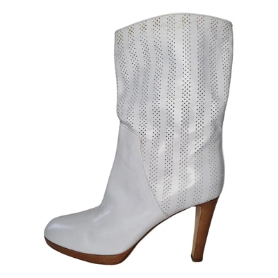Pre-owned Sergio Rossi Leather Ankle Boots In White