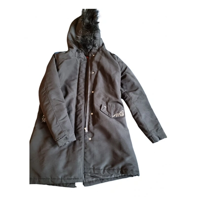 Pre-owned Guess Parka In Black